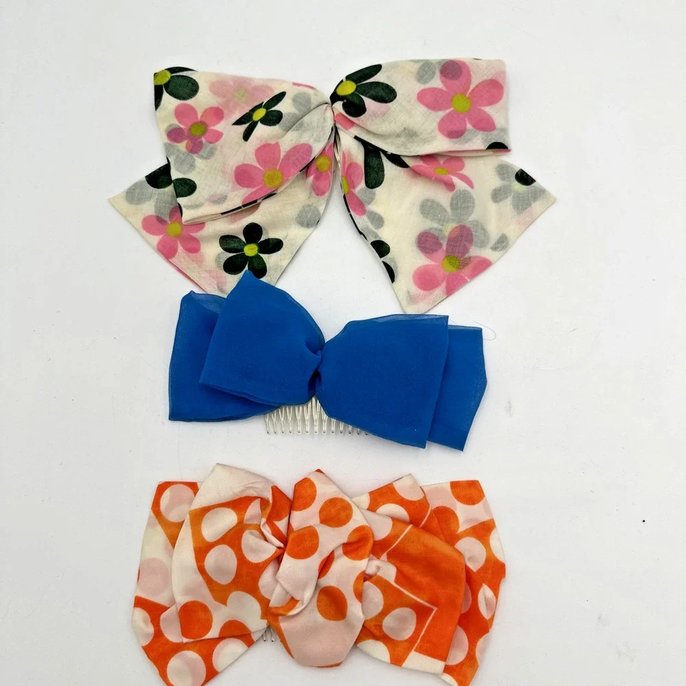 Lot Of 3 Vintage Groovy Cathy Thousands Oak California Bows